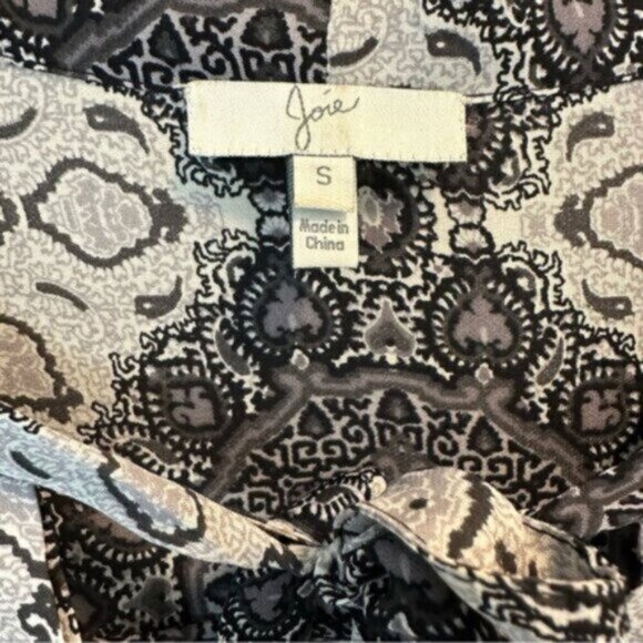 Joie | Women's Black Gray 100% Silk Front Tie Blouse Top Size Small - Picture 8 of 9